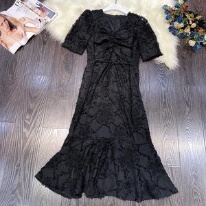 【禮服設(shè)計工藝圖片】近期239組禮服設(shè)計工藝圖片合集